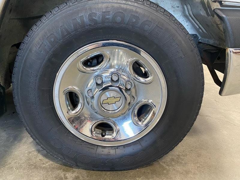 Used 2003 Chevrolet Express 3500 Extended RWD image 11