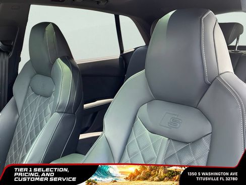 Used 2025 Audi SQ8 Premium Plus w/ 23" Wheel Package AWD/4WD image 25