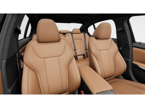 New 2026 BMW 330i xDrive Sedan w/ M Sport Package AWD/4WD image 11