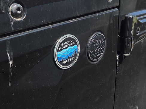 Used 2020 Jeep Wrangler Unlimited Sport AWD/4WD image 9