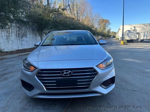 Used 2020 Hyundai Accent SE image 2