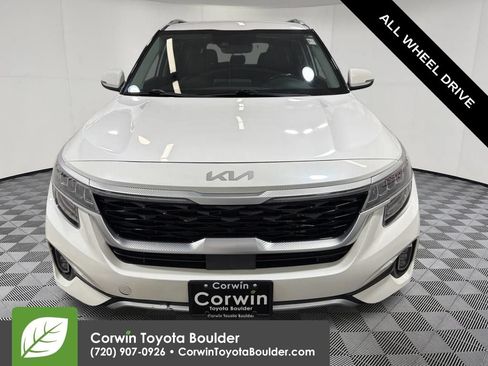 Used 2022 Kia Seltos SX AWD/4WD image 2