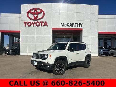 Used 2023 Jeep Renegade Latitude image 1