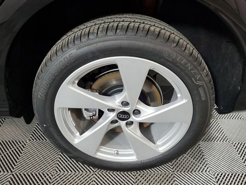 New 2025 Audi Q5 Premium Plus image 11