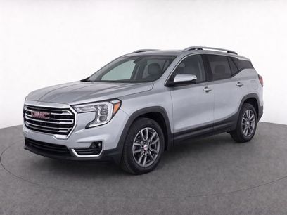 Used 2024 GMC Terrain SLT w/ Infotainment Package II