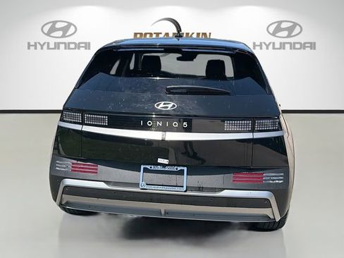 New 2026 Hyundai Ioniq 5 SE RWD image 6