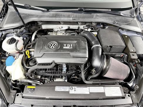 Used 2017 Volkswagen Golf 4-Door AWD/4WD image 20