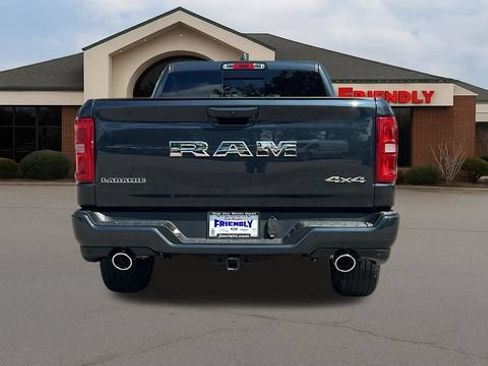 New 2026 RAM 1500 Laramie AWD/4WD image 18