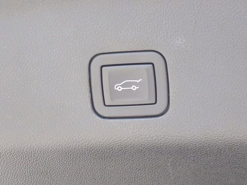 Certified 2024 Chevrolet Tahoe LT AWD/4WD image 14