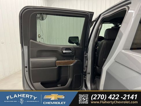 Used 2022 Chevrolet Silverado 1500 High Country AWD/4WD image 10