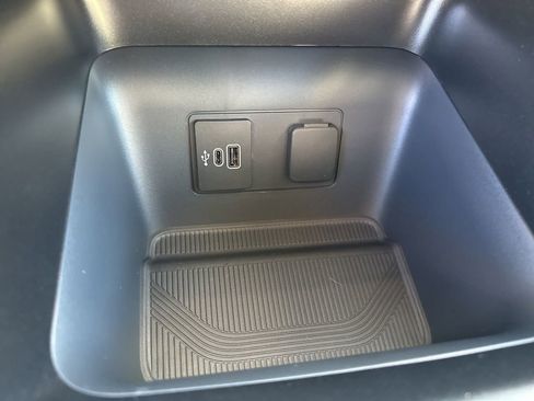 New 2026 Ford Explorer Active w/ Active Comfort Package image 28