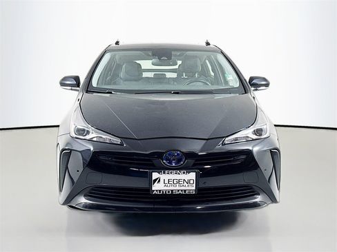 Used 2020 Toyota Prius XLE image 2
