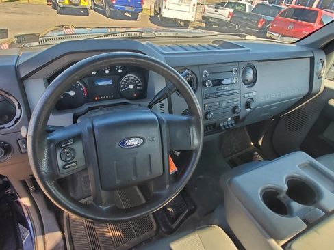 Used 2011 Ford F350 XL w/ PWR Equipment Group image 11