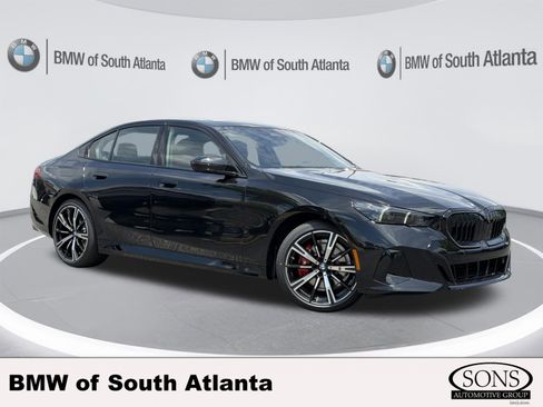 New 2027 BMW 530i RWD image 1