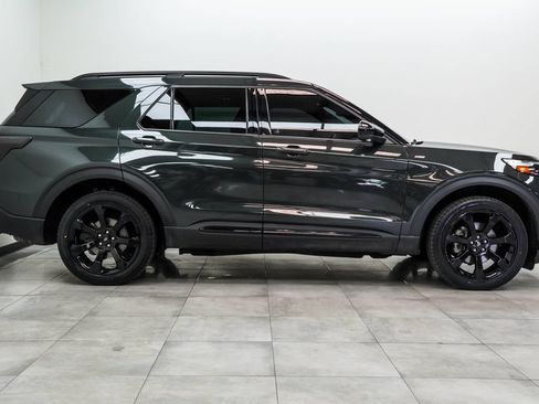 Used 2023 Ford Explorer ST-Line w/ Class IV Trailer Tow Package AWD/4WD image 10
