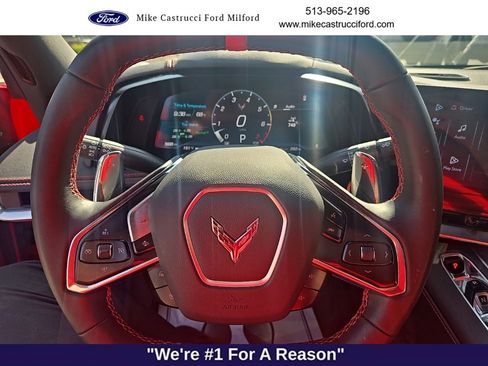 Used 2024 Chevrolet Corvette Stingray Coupe RWD image 9