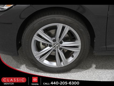 Used 2024 Volkswagen Jetta SE FWD image 20