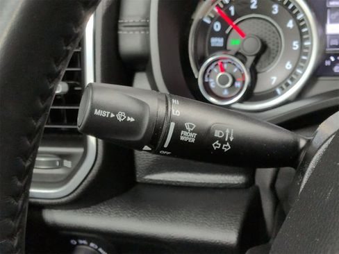 Certified 2021 RAM 1500 Laramie w/ Night Edition image 28