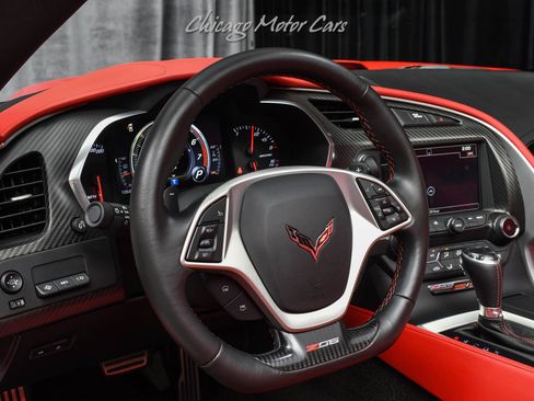 Used 2016 Chevrolet Corvette Z06 w/ 2LZ Preferred Equipment Group RWD image 9