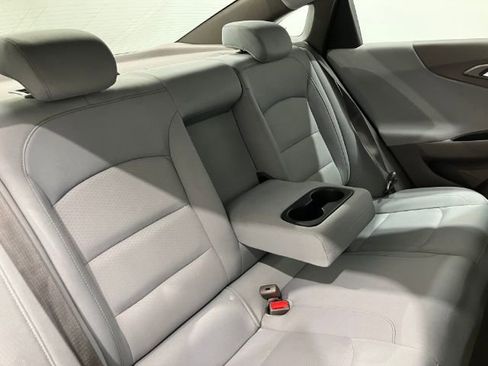 Used 2018 Chevrolet Malibu LT w/ Driver Confidence Package image 44