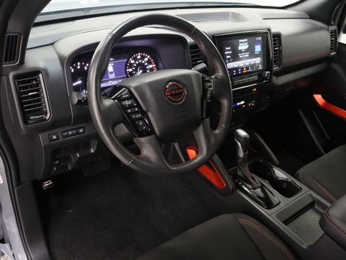 Used 2024 Nissan Frontier Pro-X RWD image 13