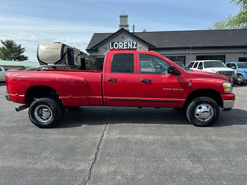 Used 2006 Dodge Ram 3500 Truck SLT AWD/4WD image 2
