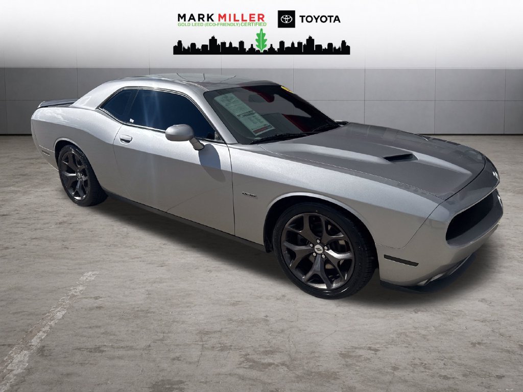Used 2018 Dodge Challenger R/T w/ Driver Convenience Group RWD image 7