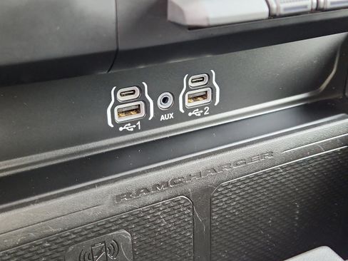 Used 2025 RAM 1500 Big Horn image 25