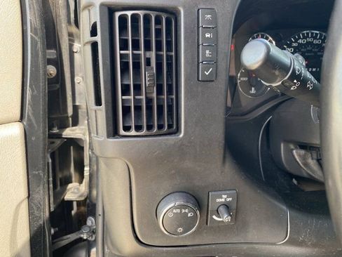 Used 2021 Chevrolet Express 2500 w/ Driver Convenience Package image 18