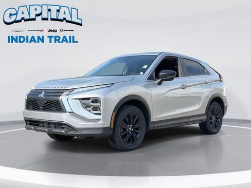 Used 2024 Mitsubishi Eclipse Cross LE AWD/4WD image 1
