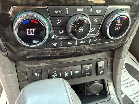 Used 2013 Buick Enclave Leather w/ Trailering Provision Package AWD/4WD image 19
