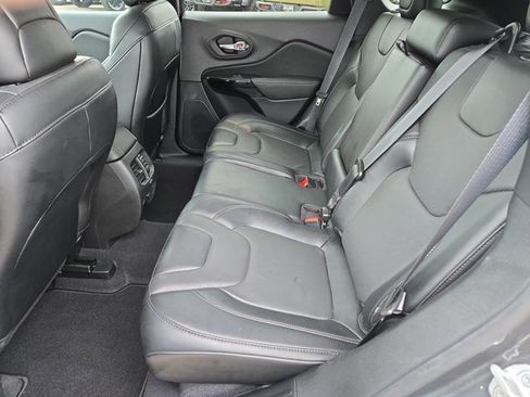 Certified 2023 Jeep Cherokee Altitude Lux w/ Lux Elite Package AWD/4WD image 16
