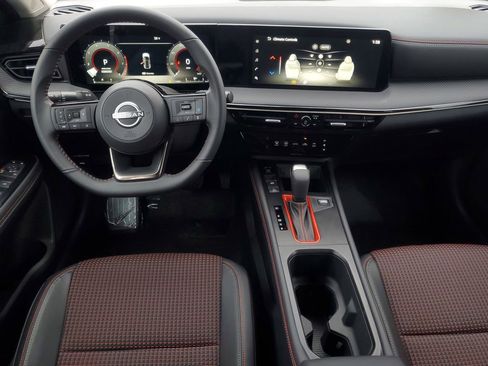 New 2025 Nissan Kicks SR image 27