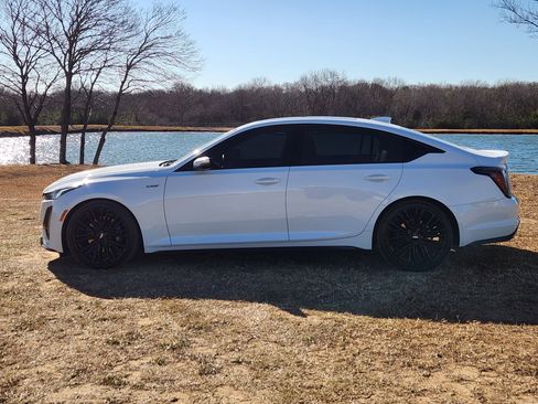 Certified 2023 Cadillac CT5 V w/ Premium Package image 4