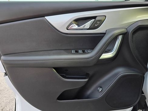 Used 2020 Chevrolet Blazer LT AWD/4WD image 8