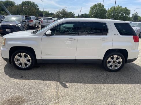 Used 2017 GMC Terrain SLE FWD image 5