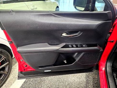 Used 2021 Lexus UX 250h w/ Accessory Package (Z1) image 25