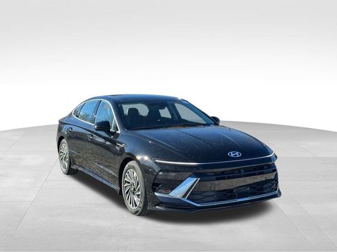 New 2026 Hyundai Sonata Limited FWD image 1