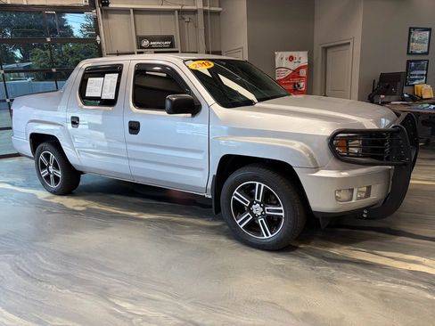 Used 2013 Honda Ridgeline Sport image 23
