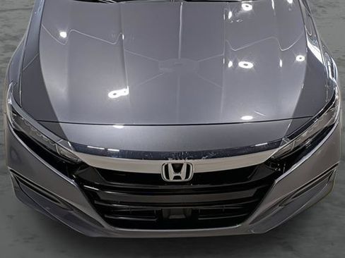 Used 2018 Honda Accord LX image 17