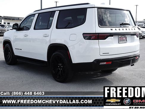 Used 2023 Jeep Wagoneer Series II image 34