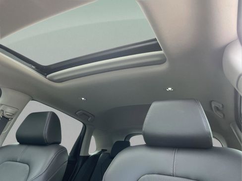 Certified 2025 Honda HR-V EX-L image 29