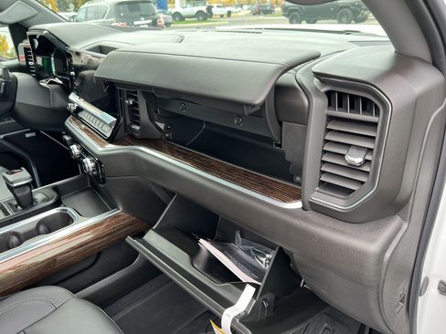 New 2025 GMC Sierra 1500 Elevation w/ Elevation Premium Package image 29