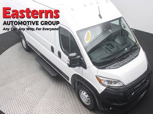 Used 2023 RAM ProMaster 3500 w/ Driver Convenience Group image 3