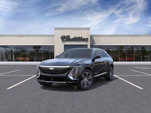 New 2025 Cadillac Lyriq Luxury image 30