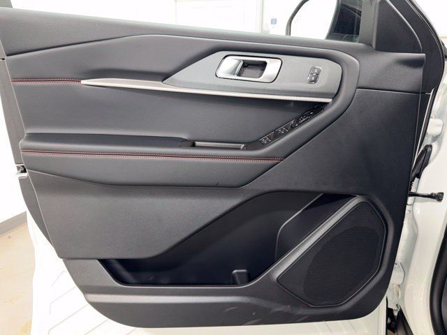 New 2026 Ford Explorer ST-Line AWD/4WD image 10
