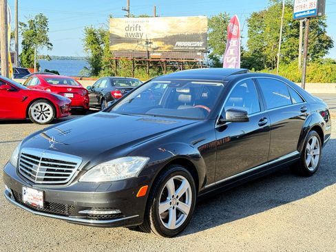 Used 2011 Mercedes-Benz S 550 4MATIC image 8