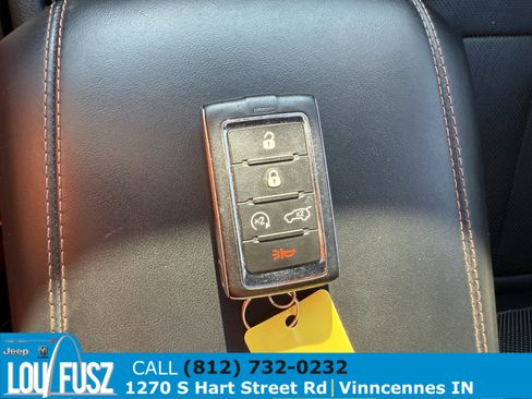 Used 2022 Jeep Grand Cherokee L Summit image 31