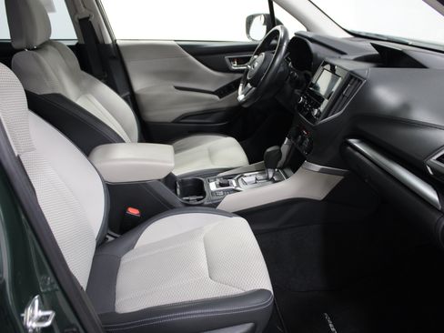 Used 2023 Subaru Forester Premium AWD/4WD image 24