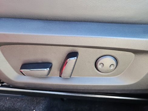 Used 2023 Mitsubishi Outlander SEL image 12